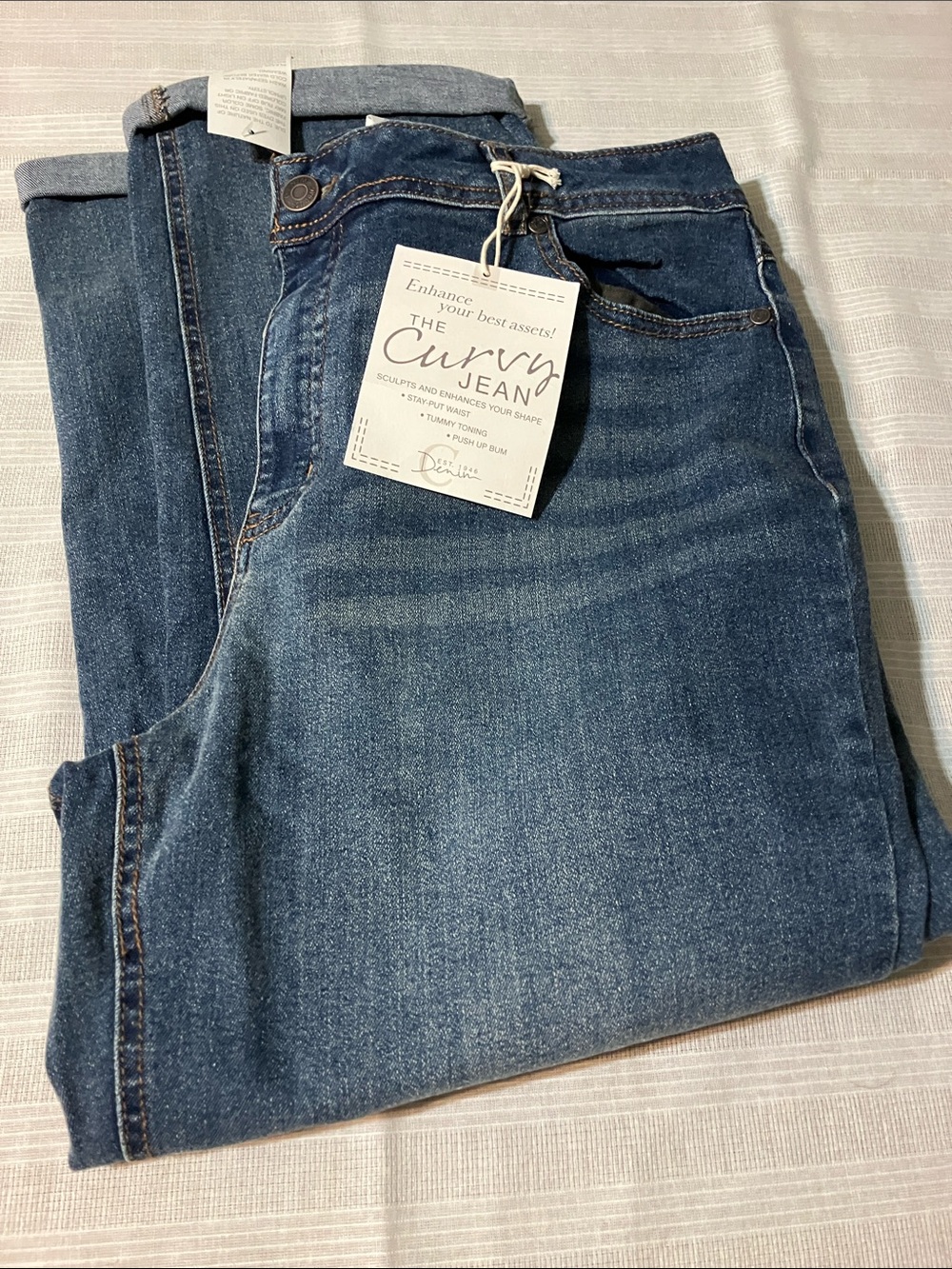 NWT Est. 1946 Denim Jean "The Curvy Jean" Girl Friend Crop 12
